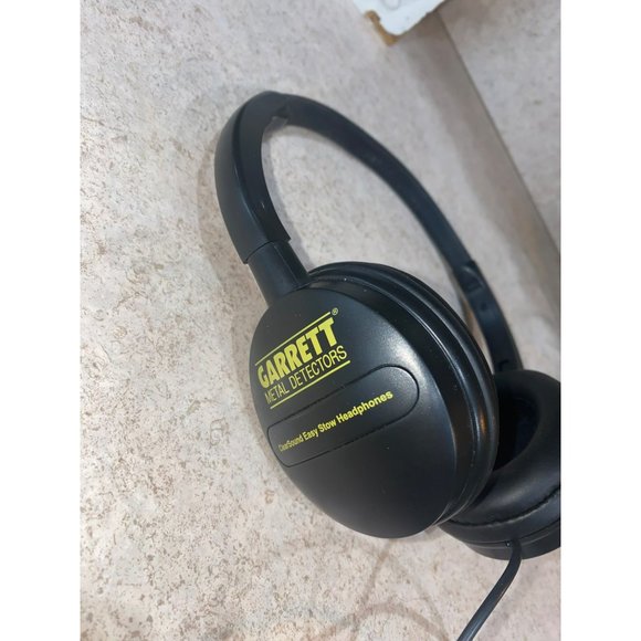Garrett ClearSound Easy Stow Headphones with In-Line Volume for Metal Detectors - Picture 3 of 8
